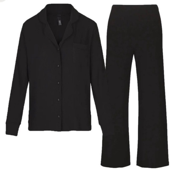 NWT skims sleep set - Picture 3 of 3